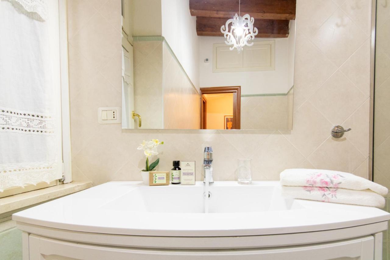 Le Dame Di Castello - Iun Q2444 Apartment Cagliari Luaran gambar