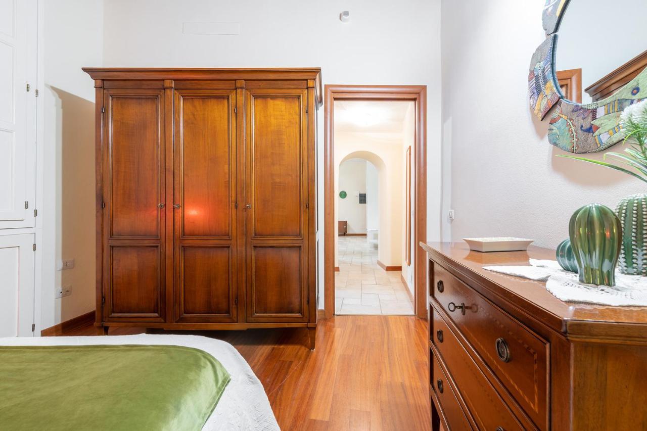 Le Dame Di Castello - Iun Q2444 Apartment Cagliari Luaran gambar